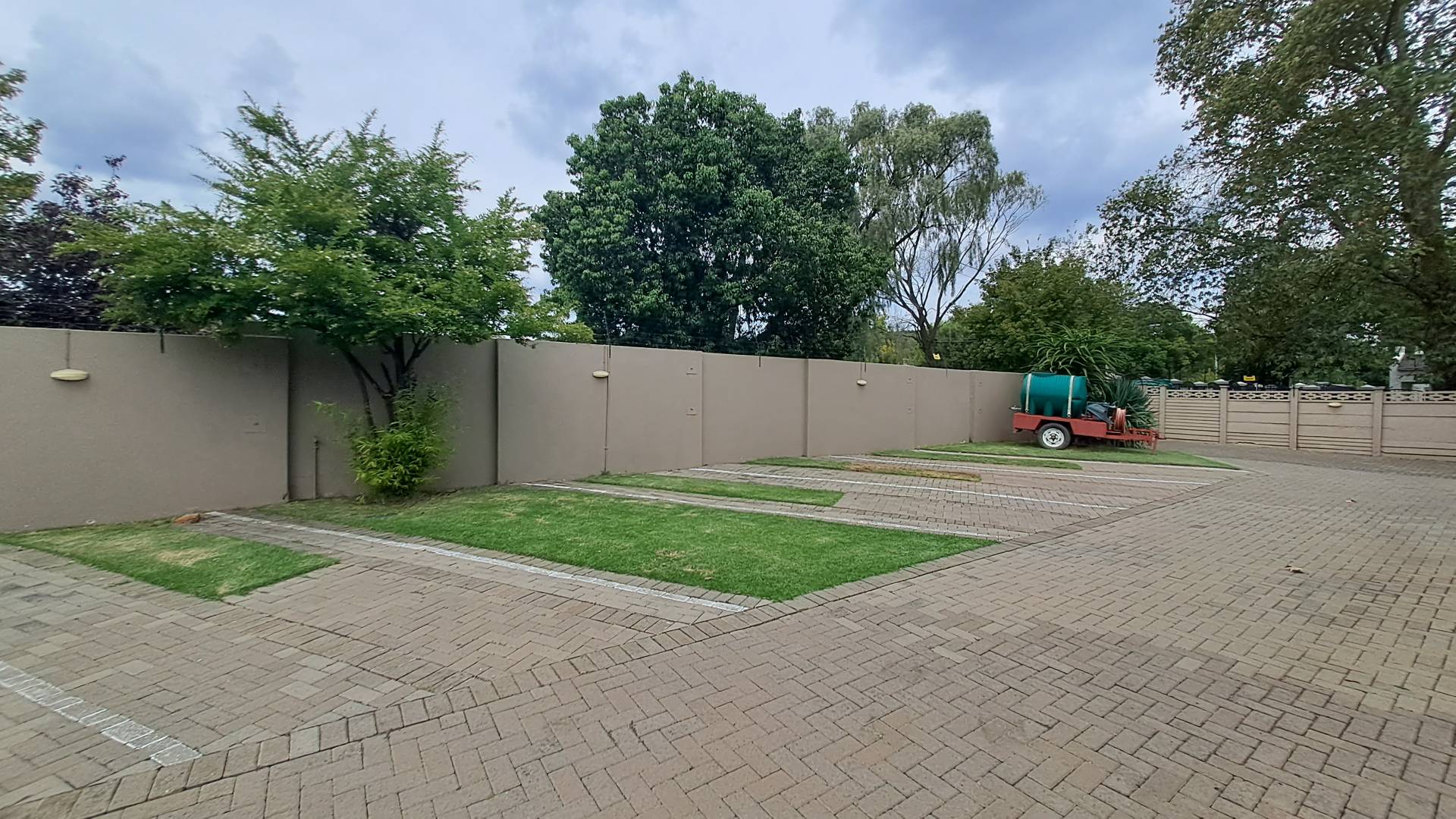 10 Bedroom Property for Sale in Dan Pienaar Free State